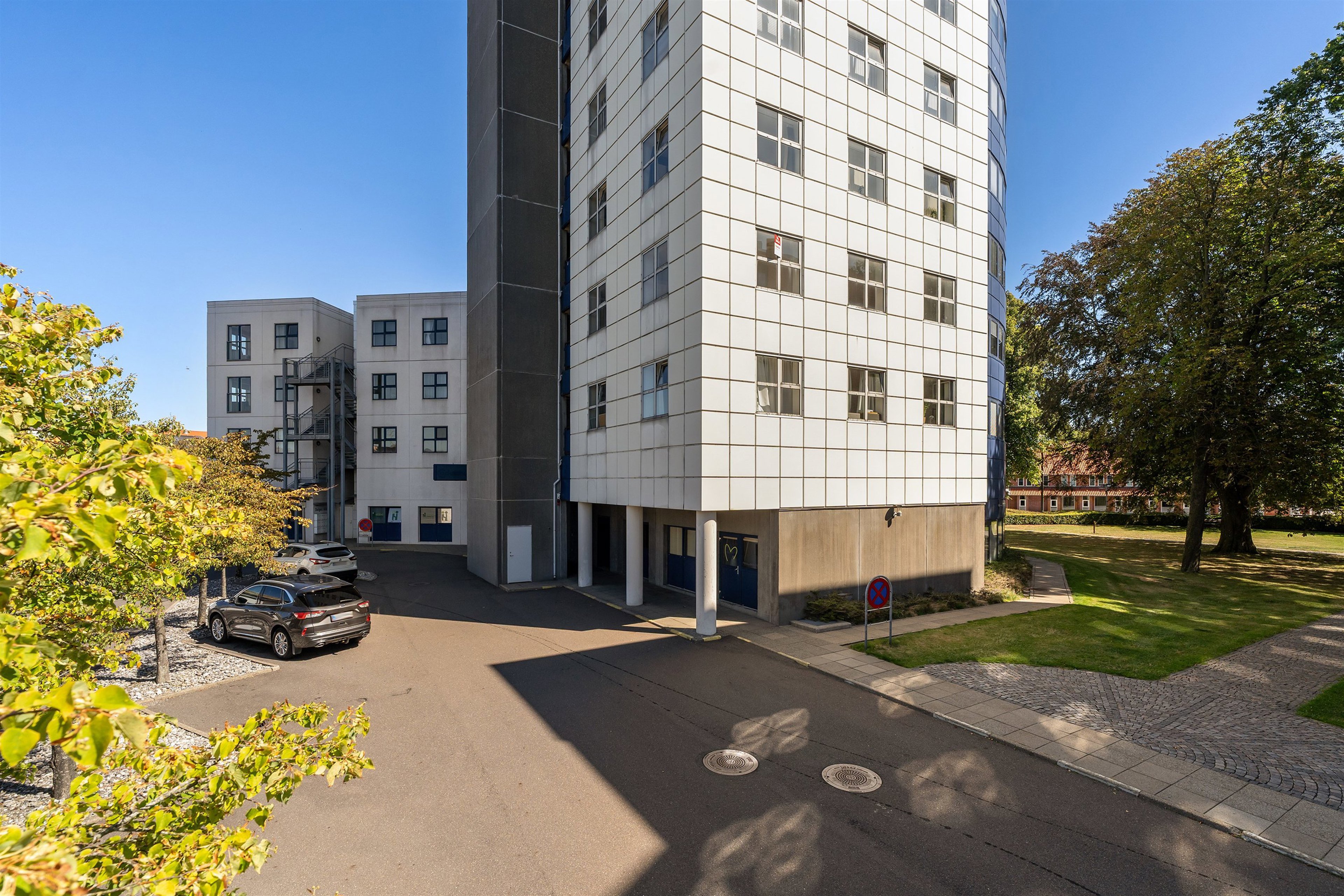 7400 fredensgade 10 2 4 1