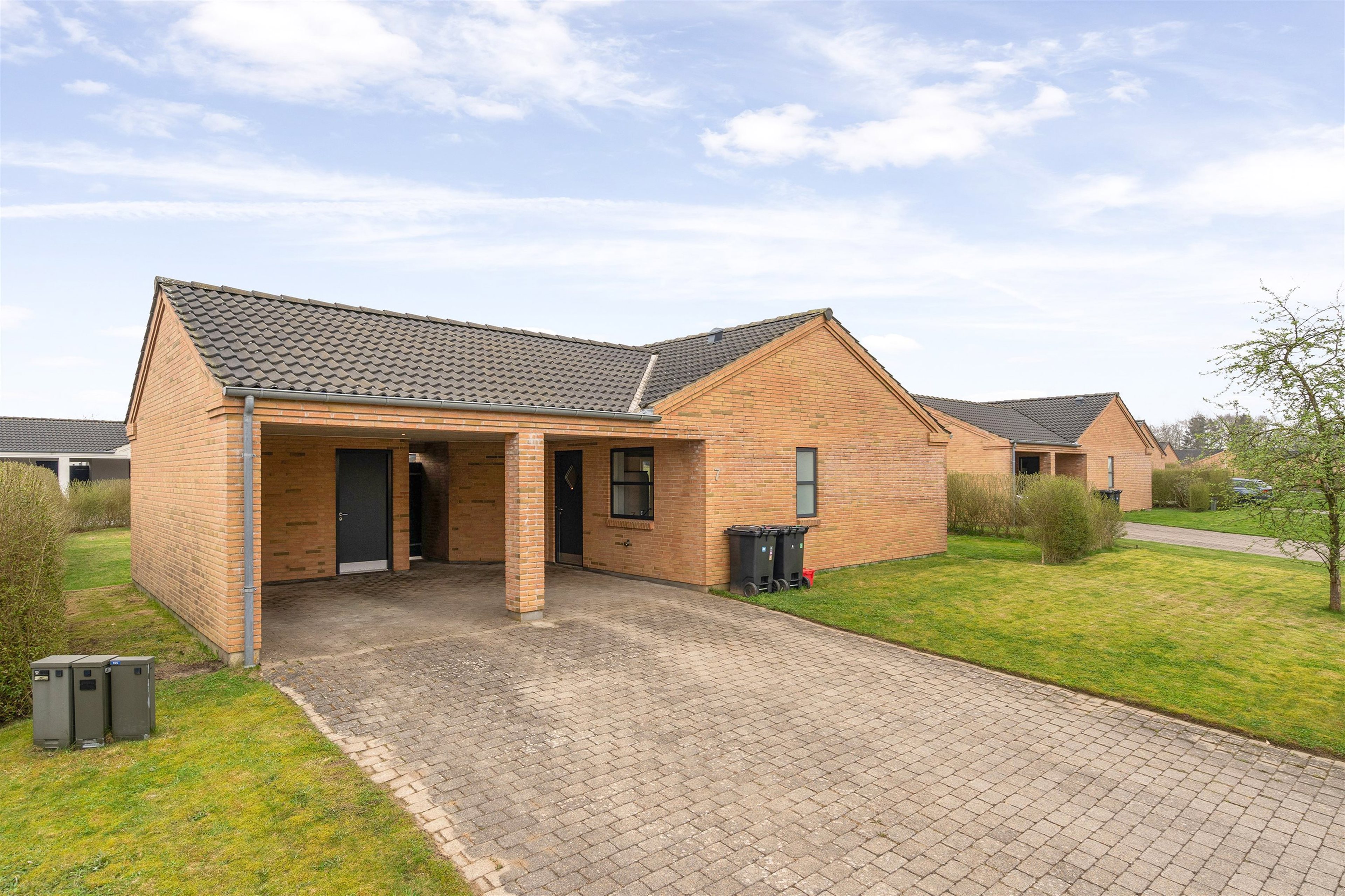 Frøskovparken 5, Tjørring