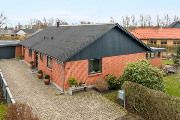 Liselundvej 96, Tjørring