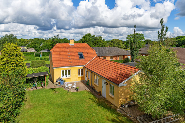 Egevænget 2, Tvis