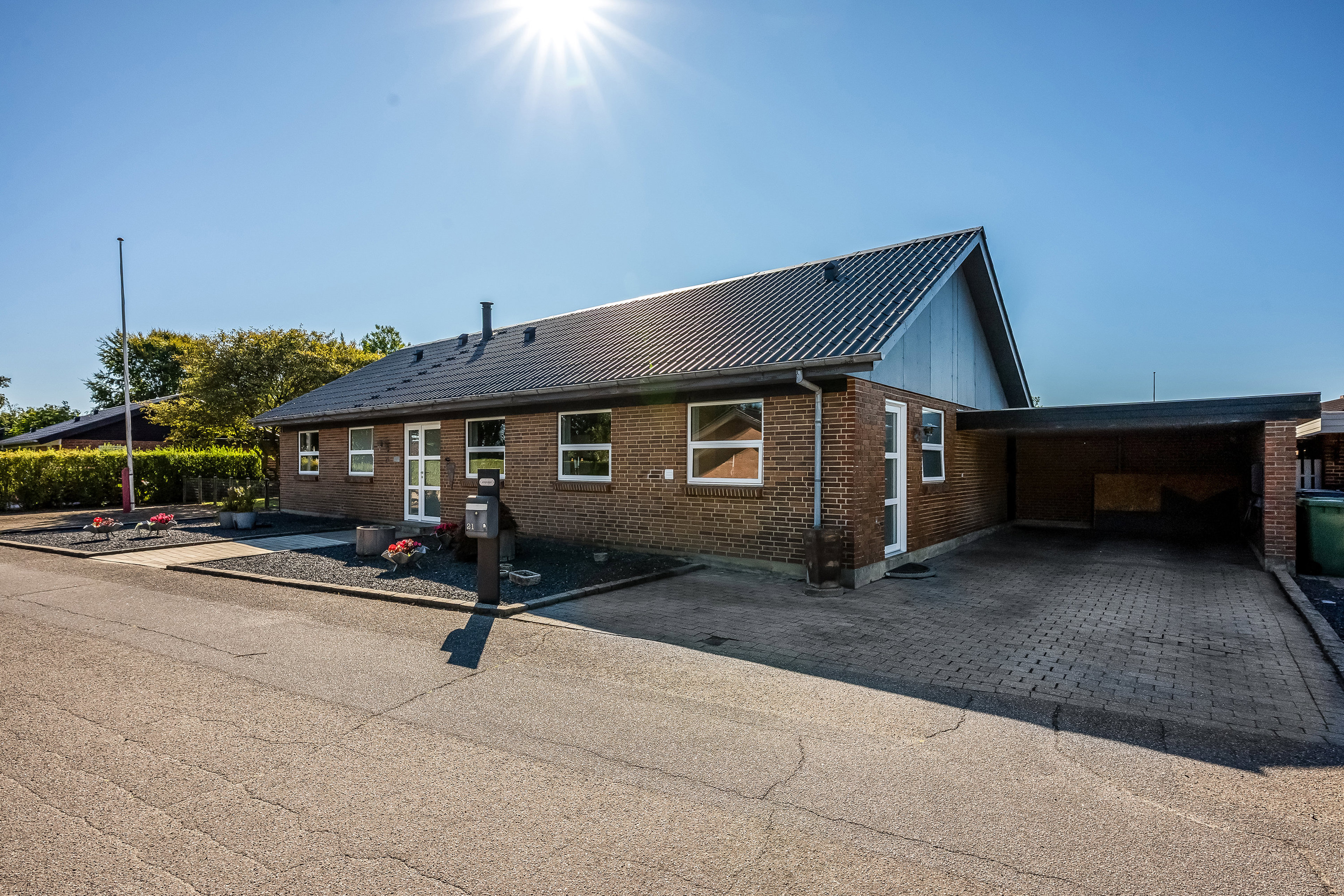 Harald Damtofts Vej 21, Nr Felding