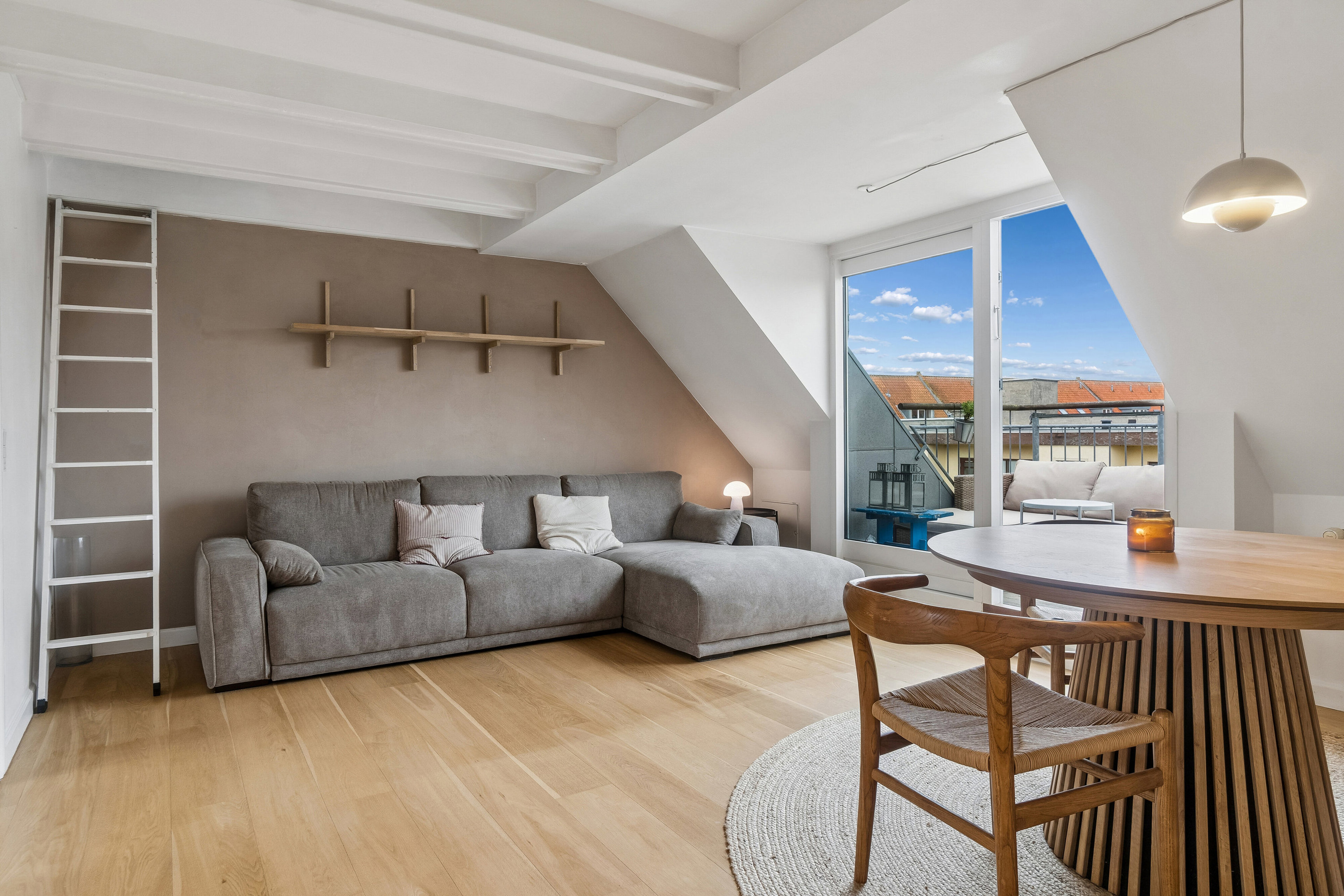 Carl Bertelsens Gade 1, 5. th.