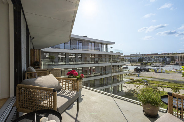 8000 esther aggebos gade 32 3 tv 1