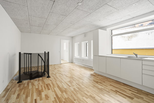 Frederiks Allé 106, st.. 1 8000 frederiks alle 106 st 1