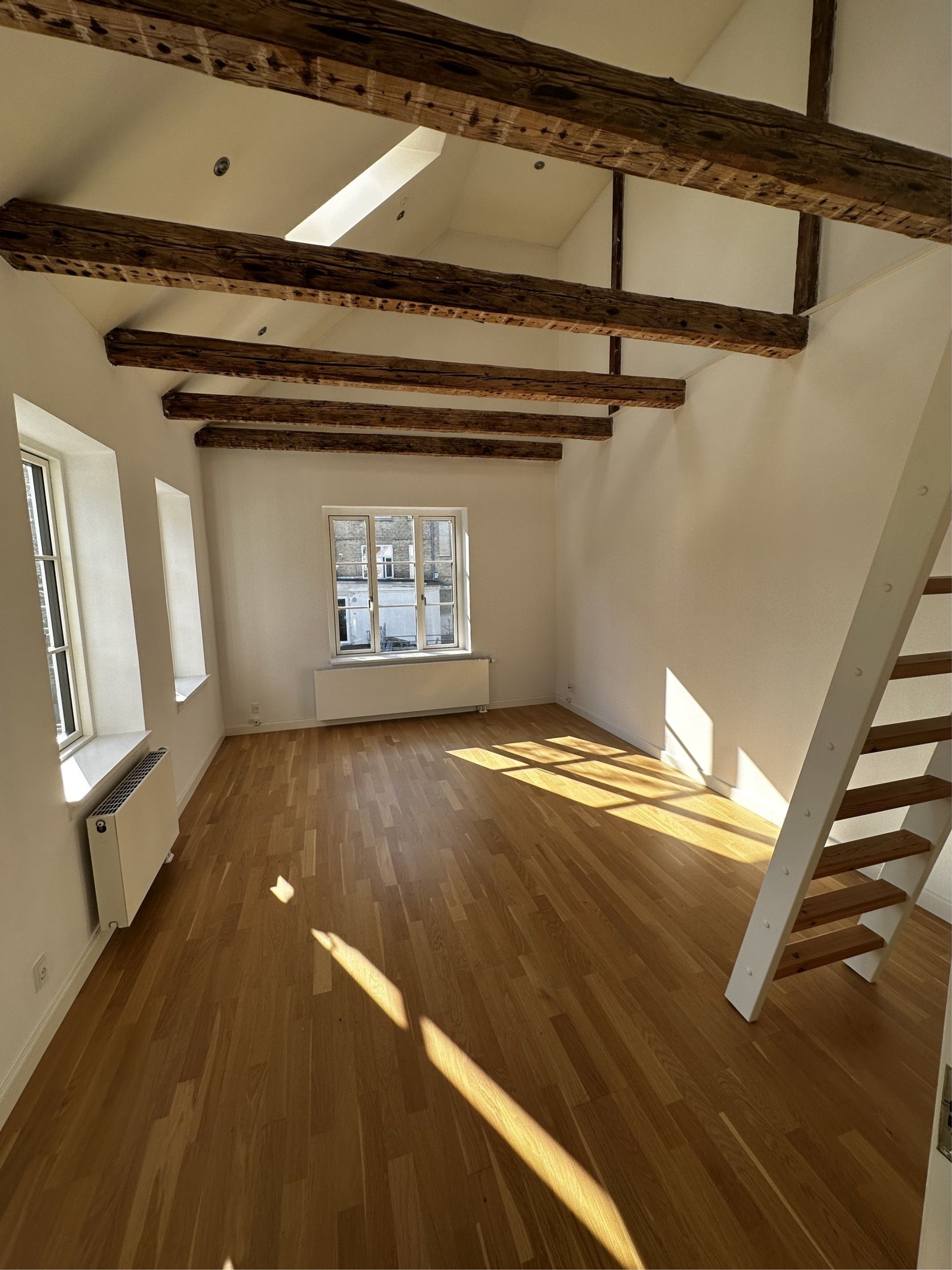 8000 ryesgade 4c 2 1 1