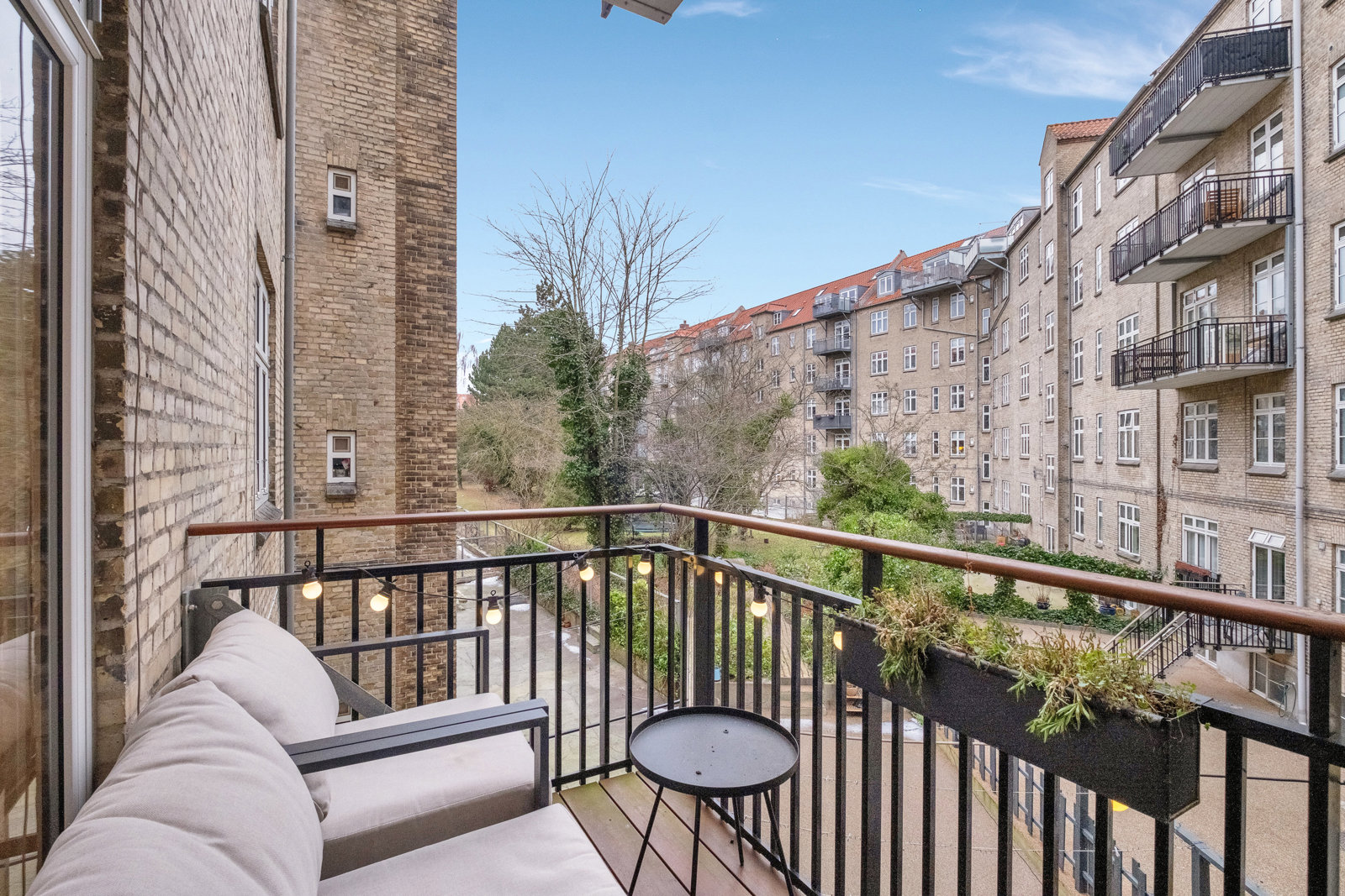 8000 stadion alle 33 1