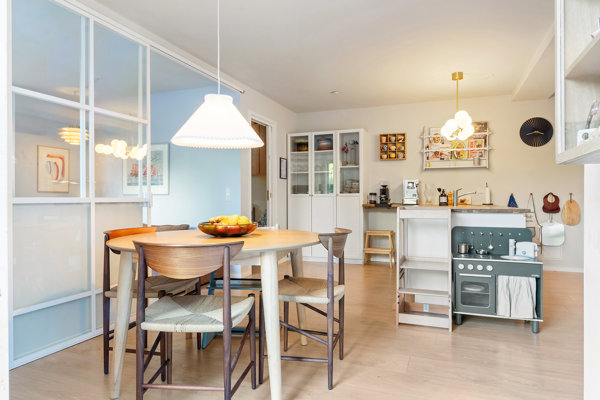 Thunøgade 35, kld.. th.