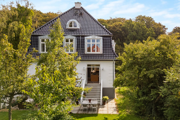 8200 dronning margrethes vej 53 trojborg 1