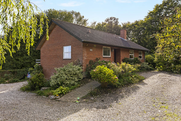 Elevvej 48, Lisbjerg