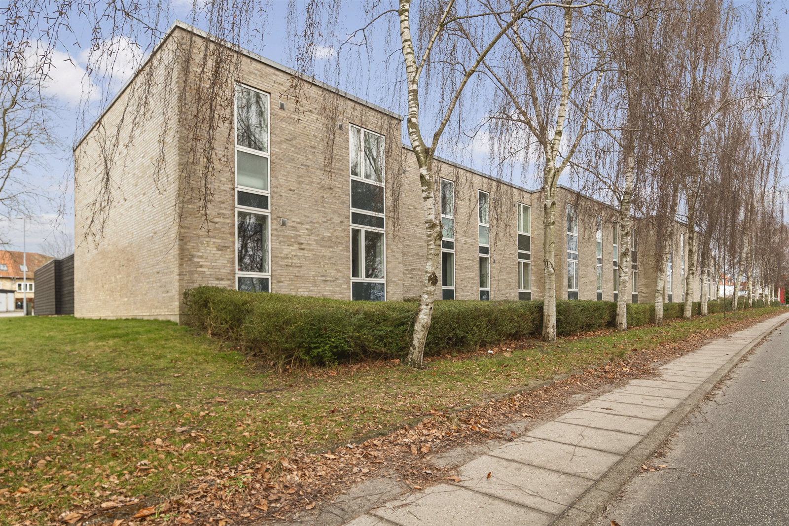 8200 gustav holms vej 12 1