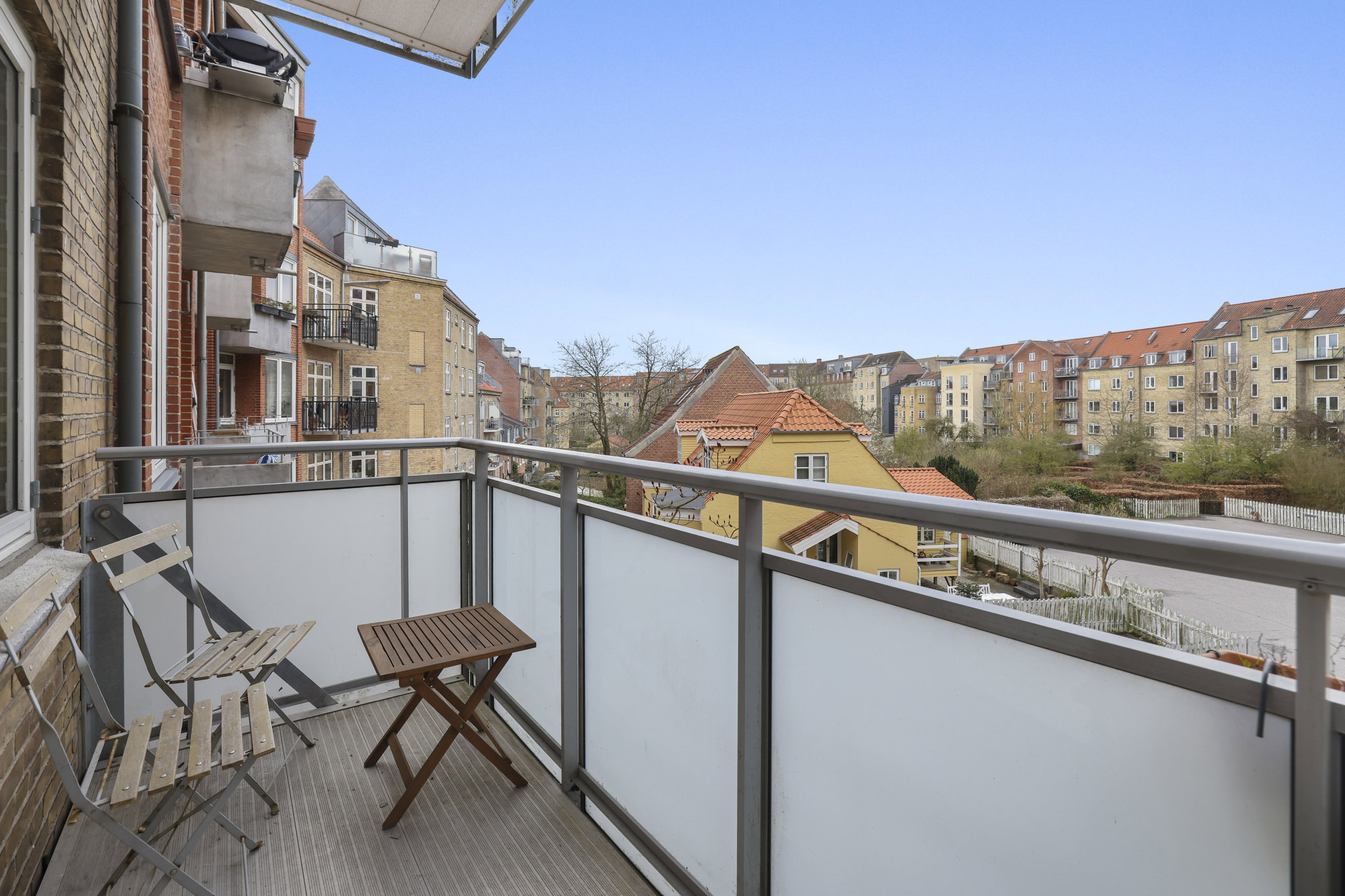 8200 ivar huitfeldts gade 81 1 tv 1