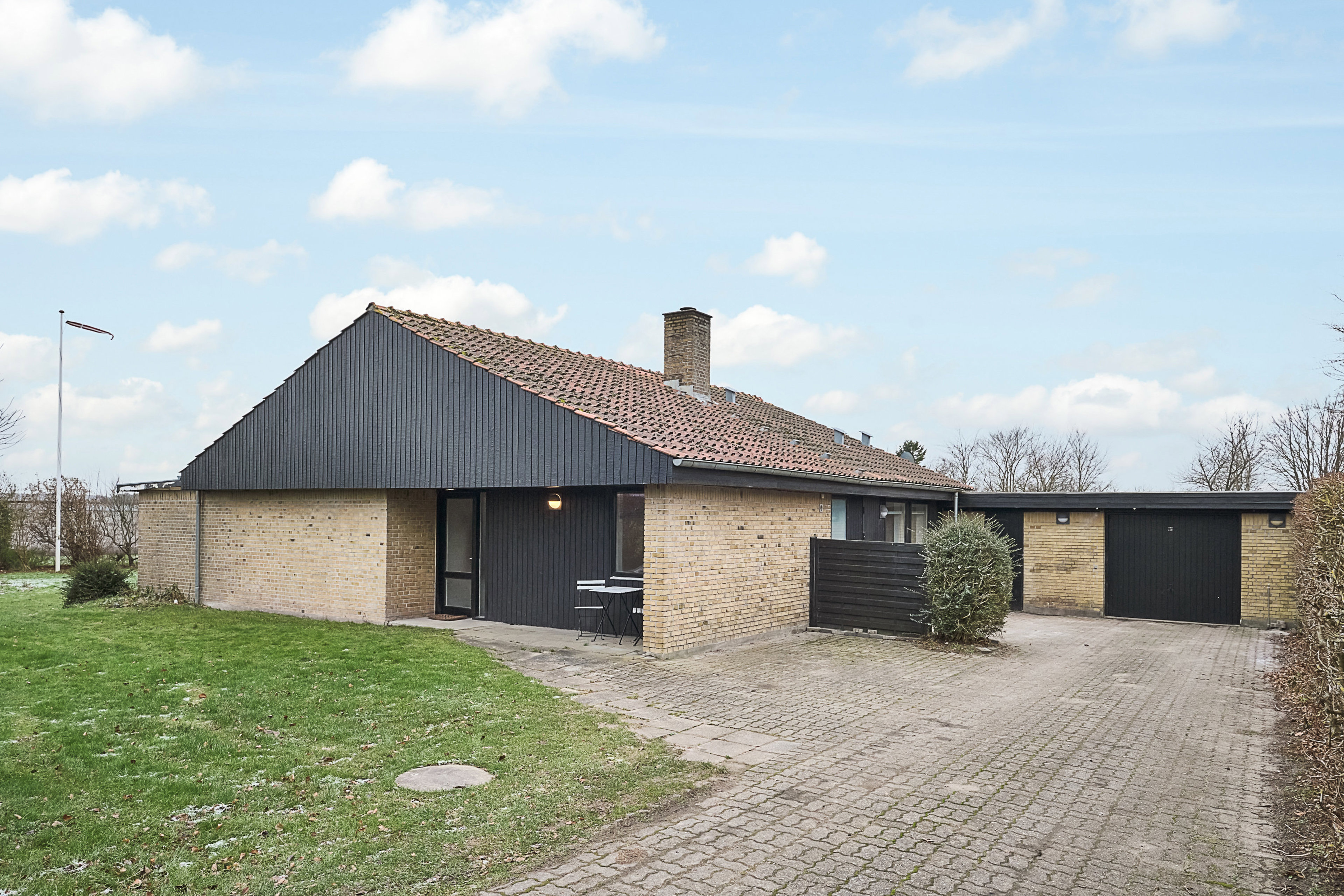 Dyngbyvej 14, Saksild