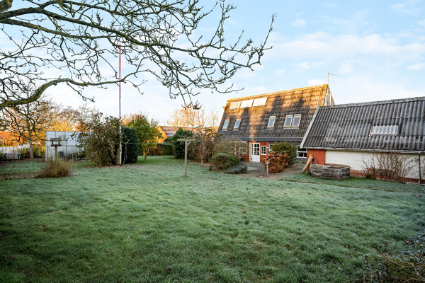 Nølev Byvej 6, Nølev