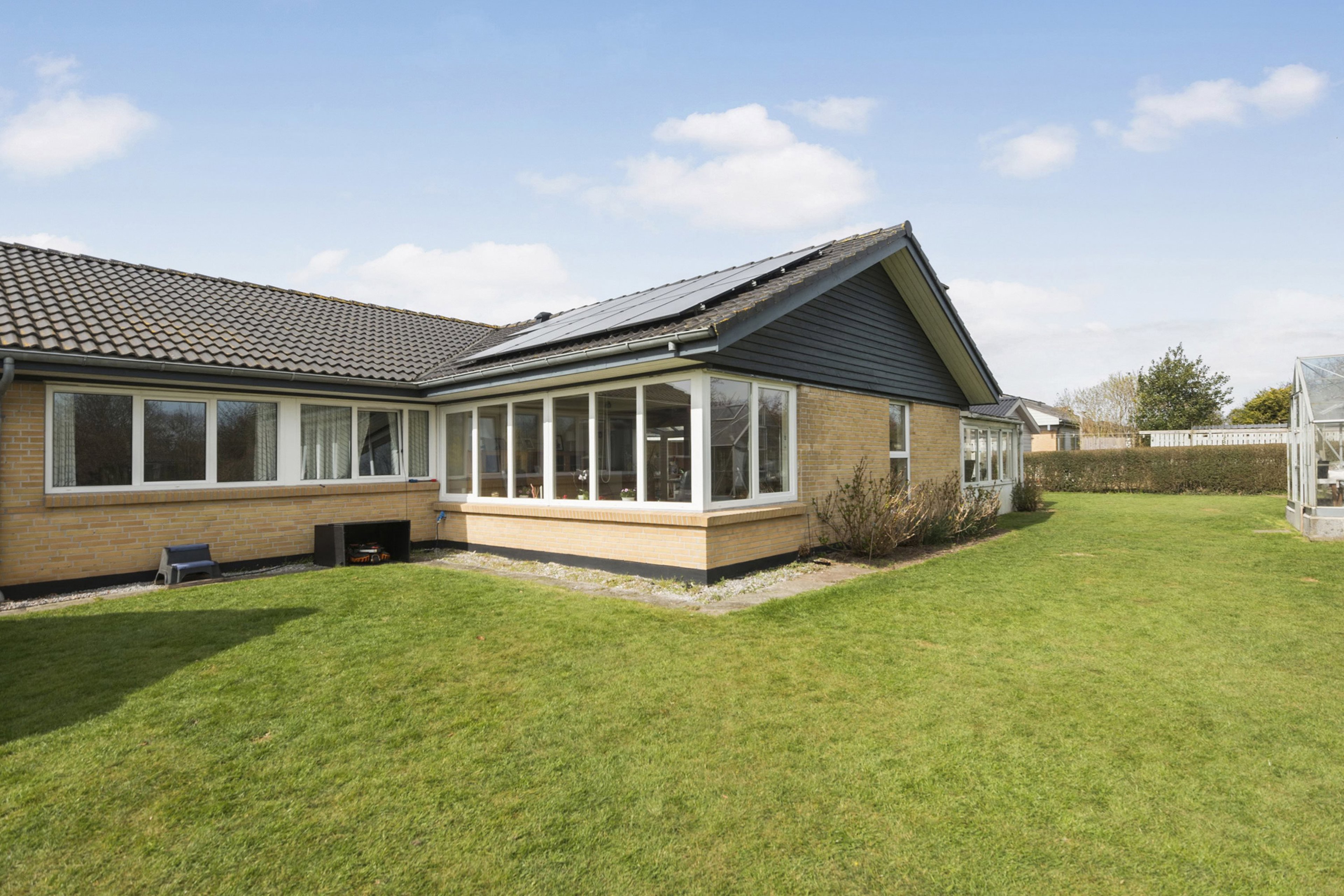 8300 skolegade 40 hou 1