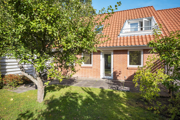 Vennelundsvej 21A 1 8300 vennelundsvej 21a 1