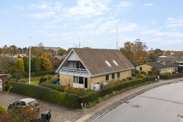 Jeppe Aakjærs Vej 6