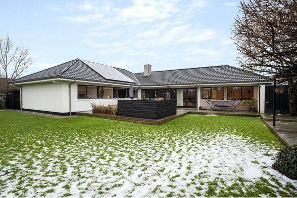 Ege Allé 34, Søholt