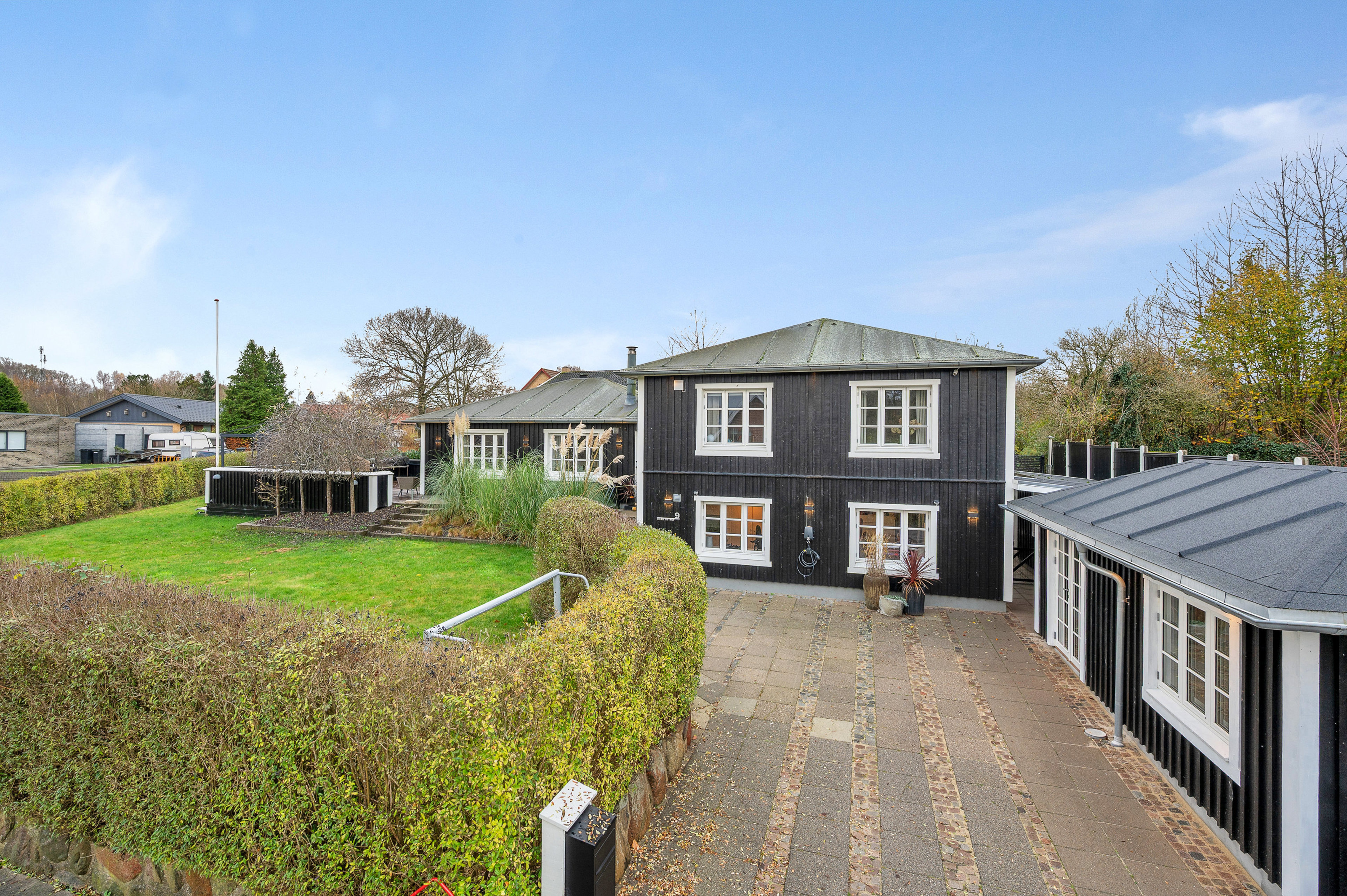 Kollundvej 9, Hvinningdal