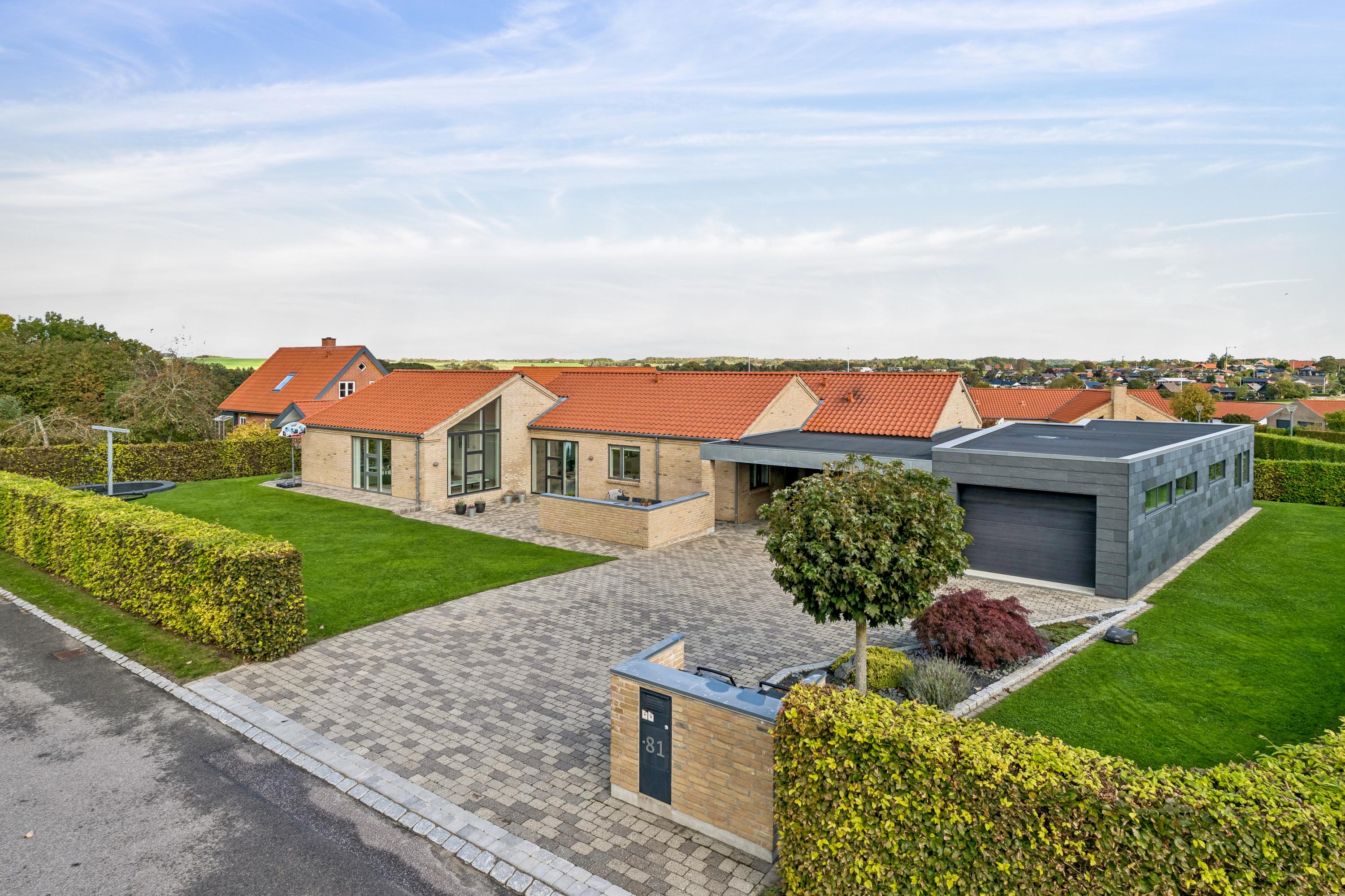 Sundgårdsvej 81 1 8700 sundgardsvej 81 1