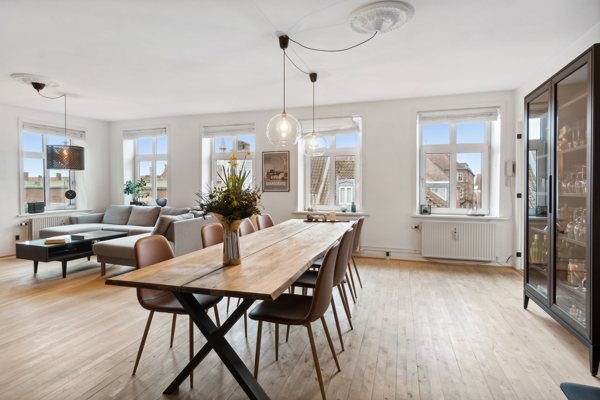 8900 radhustorvet 6 2 th 1