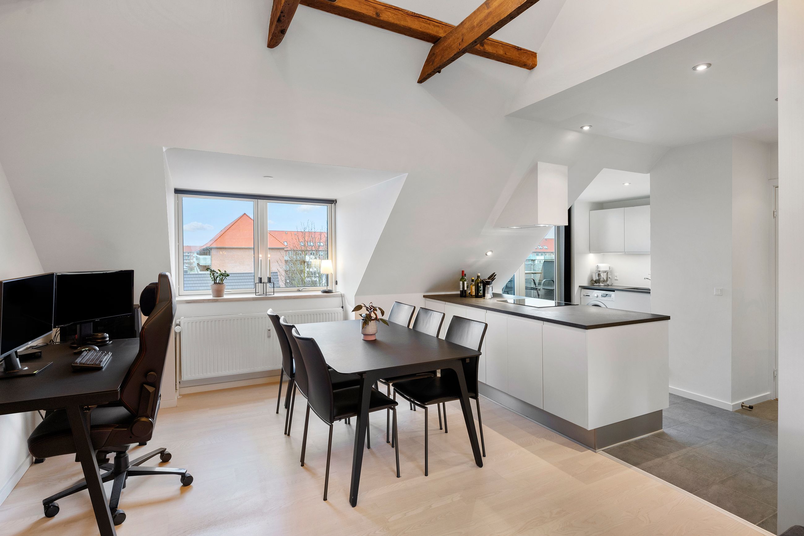 9000 poul buas vej 34 3 tv 1