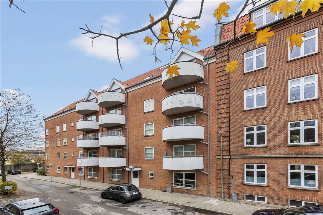 Solvangsvej 4, st. th 1 9000 solvangsvej 4 st th 1