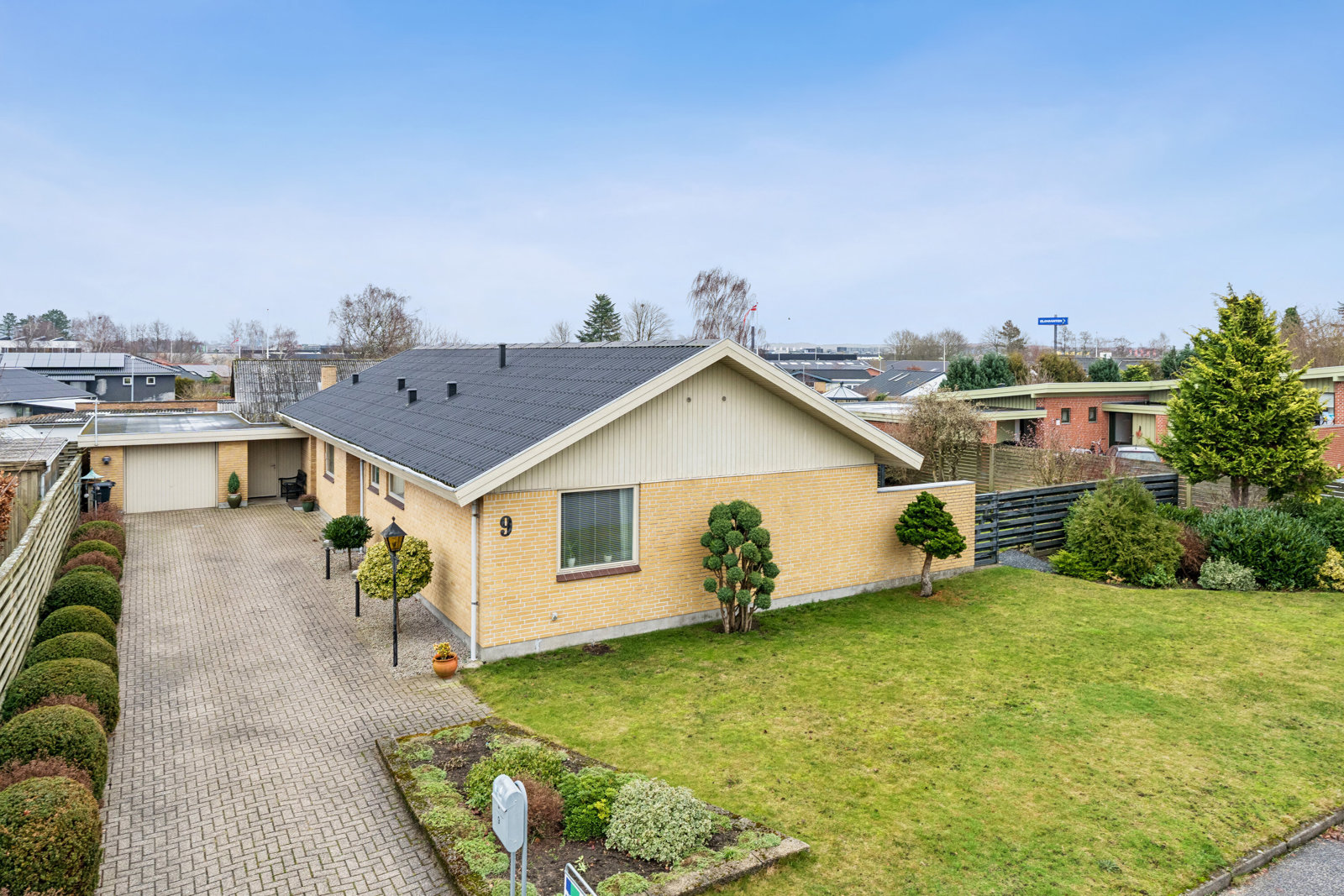 9200 bjergfyrvej 9 1