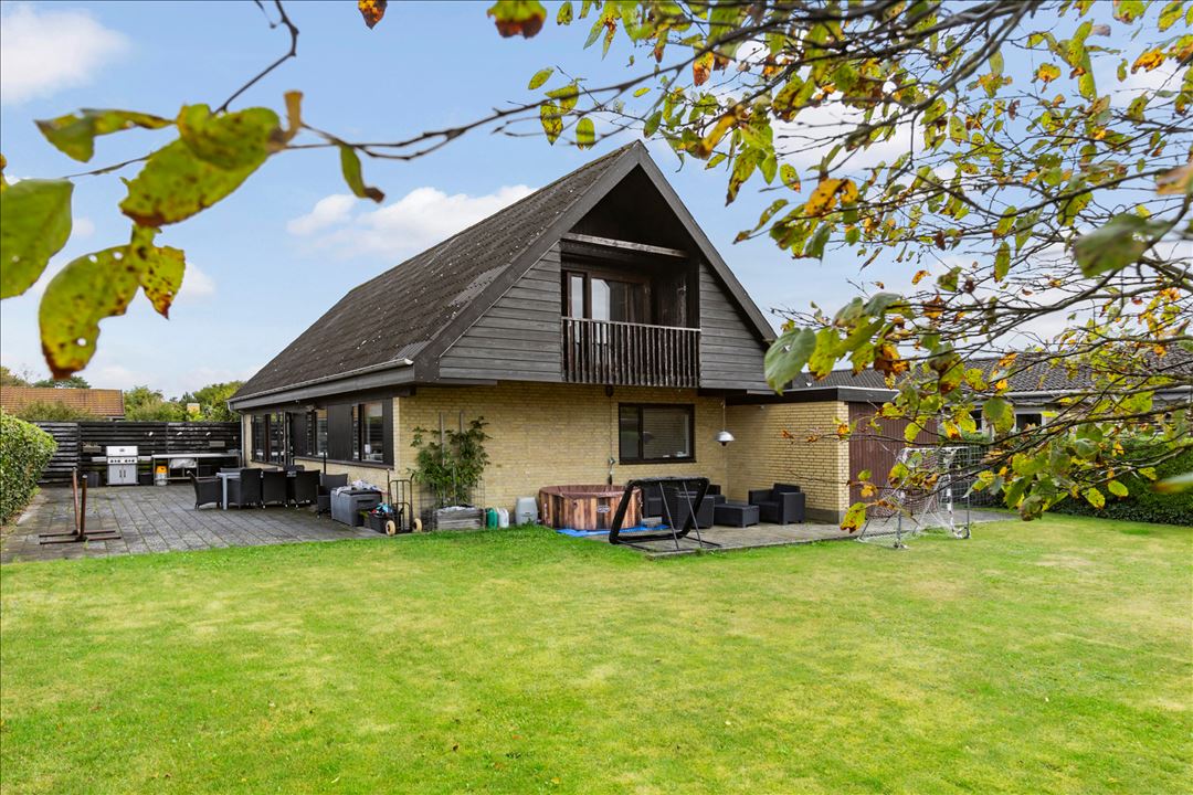 9200 knuth beckers vej 4 1