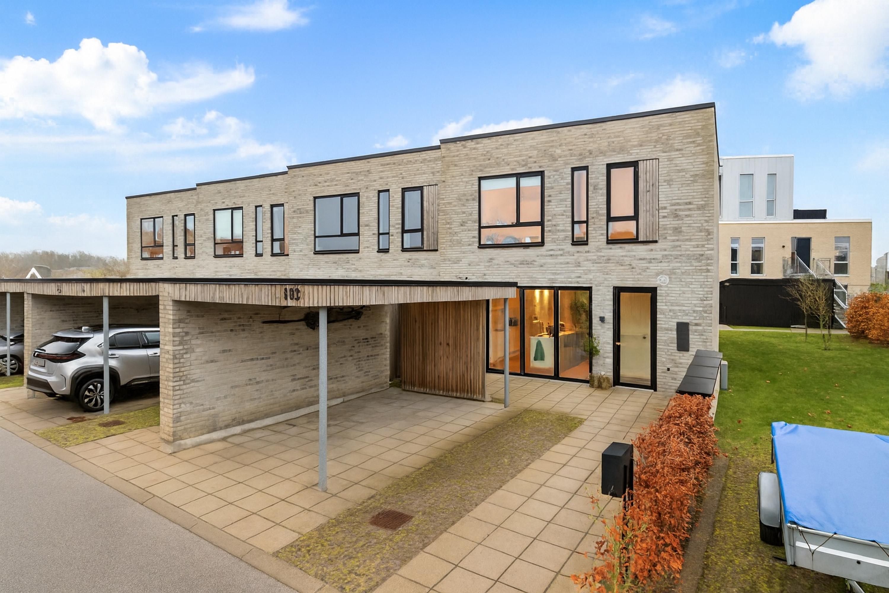 9200 poul anker bechs vej 185 1