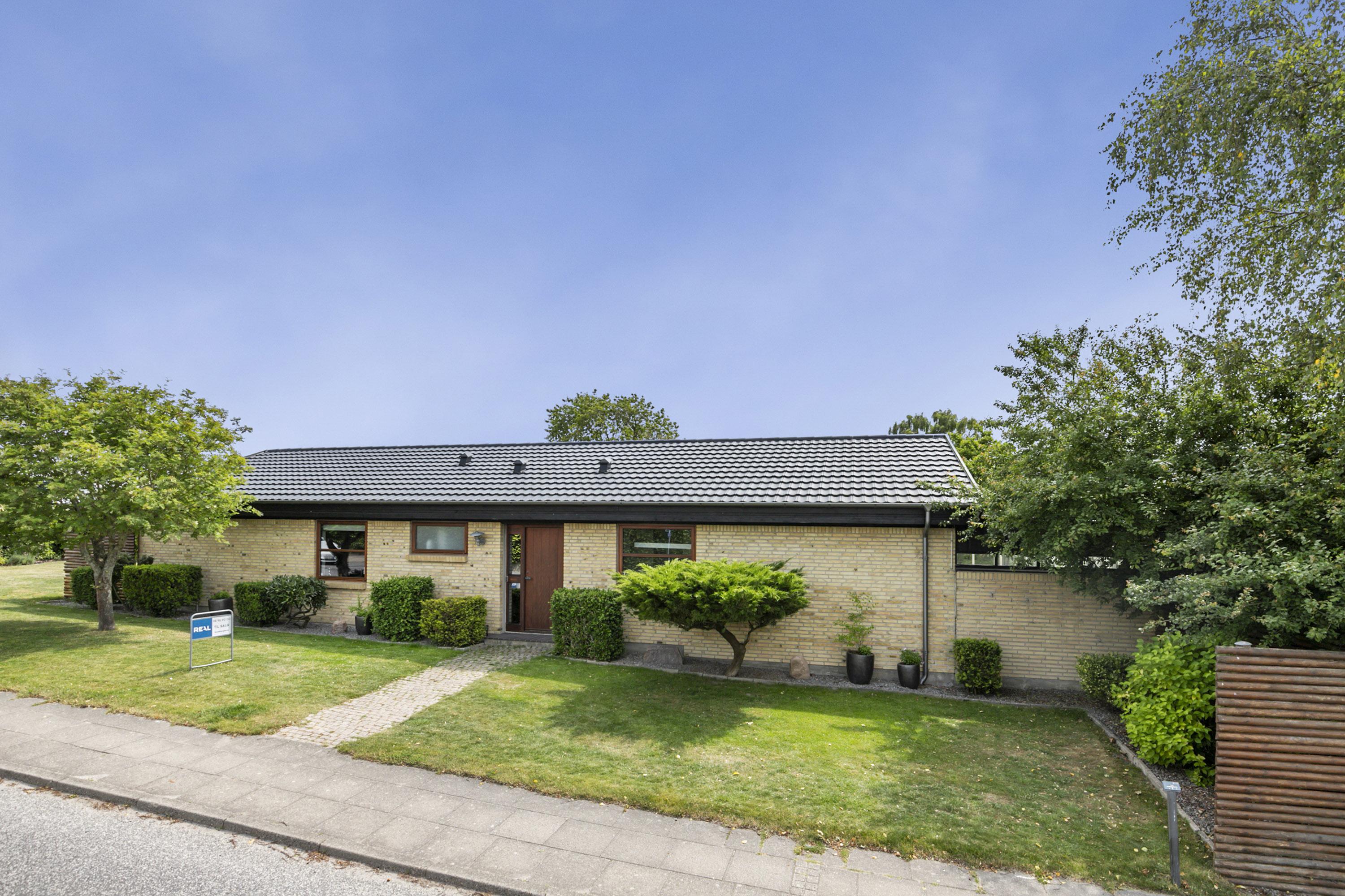 9200 thoger larsens vej 39 1