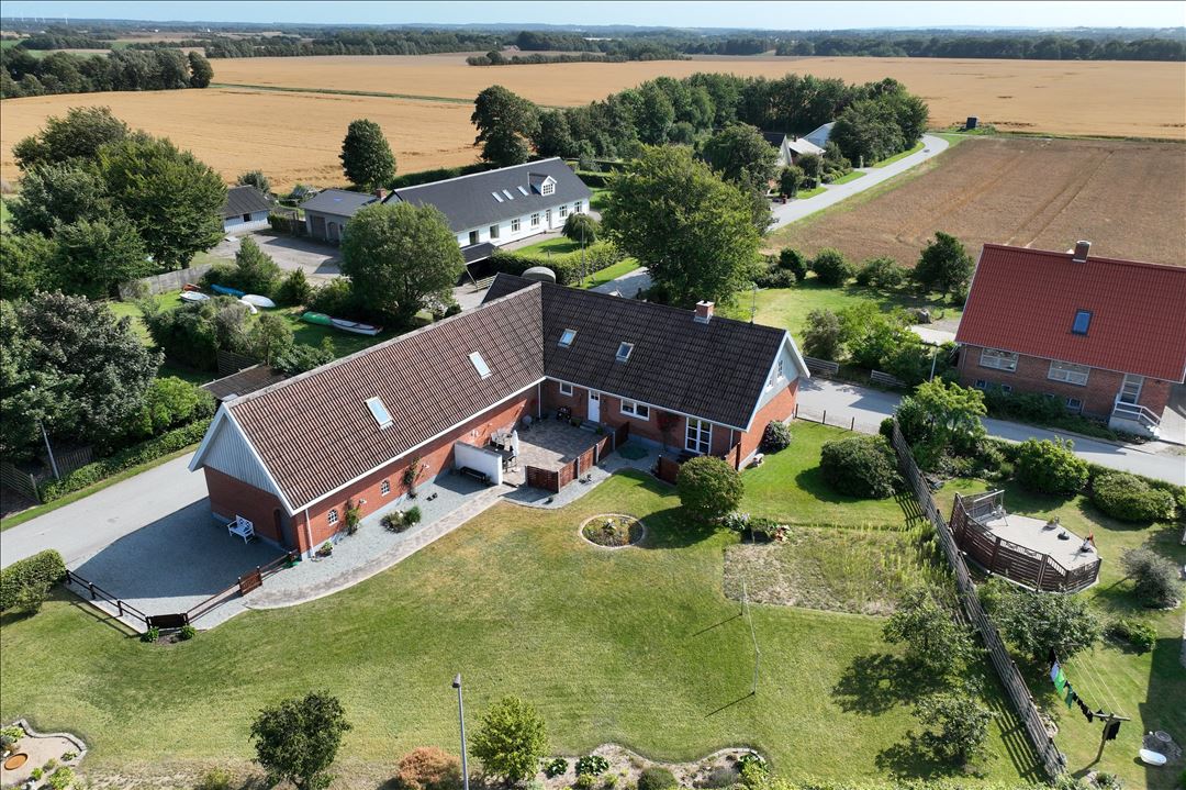 9300 kraettrupvej 2 karup 1