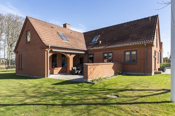 9900 hojvangen 4 kilden 1